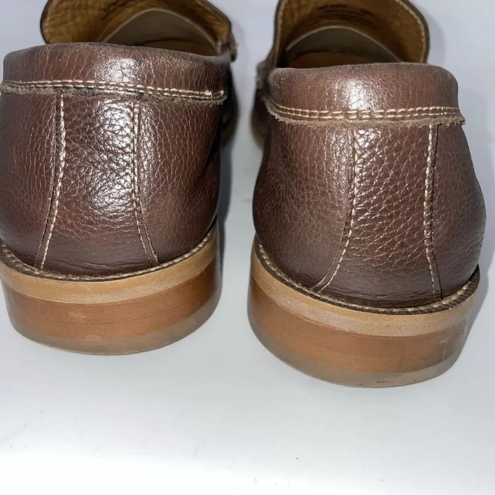 Donald Pliners Men's Brown Pebble Grain Penny loafers size 10‎